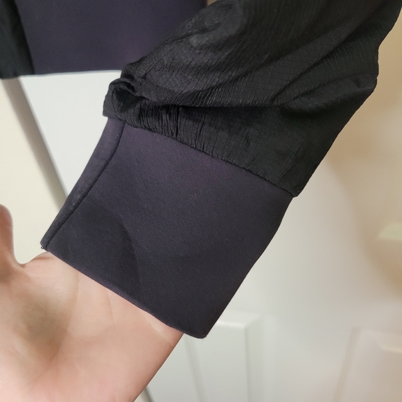 Lululemon Non-Stop Bomber (First Release) Size 4 - Picture 7 of 15